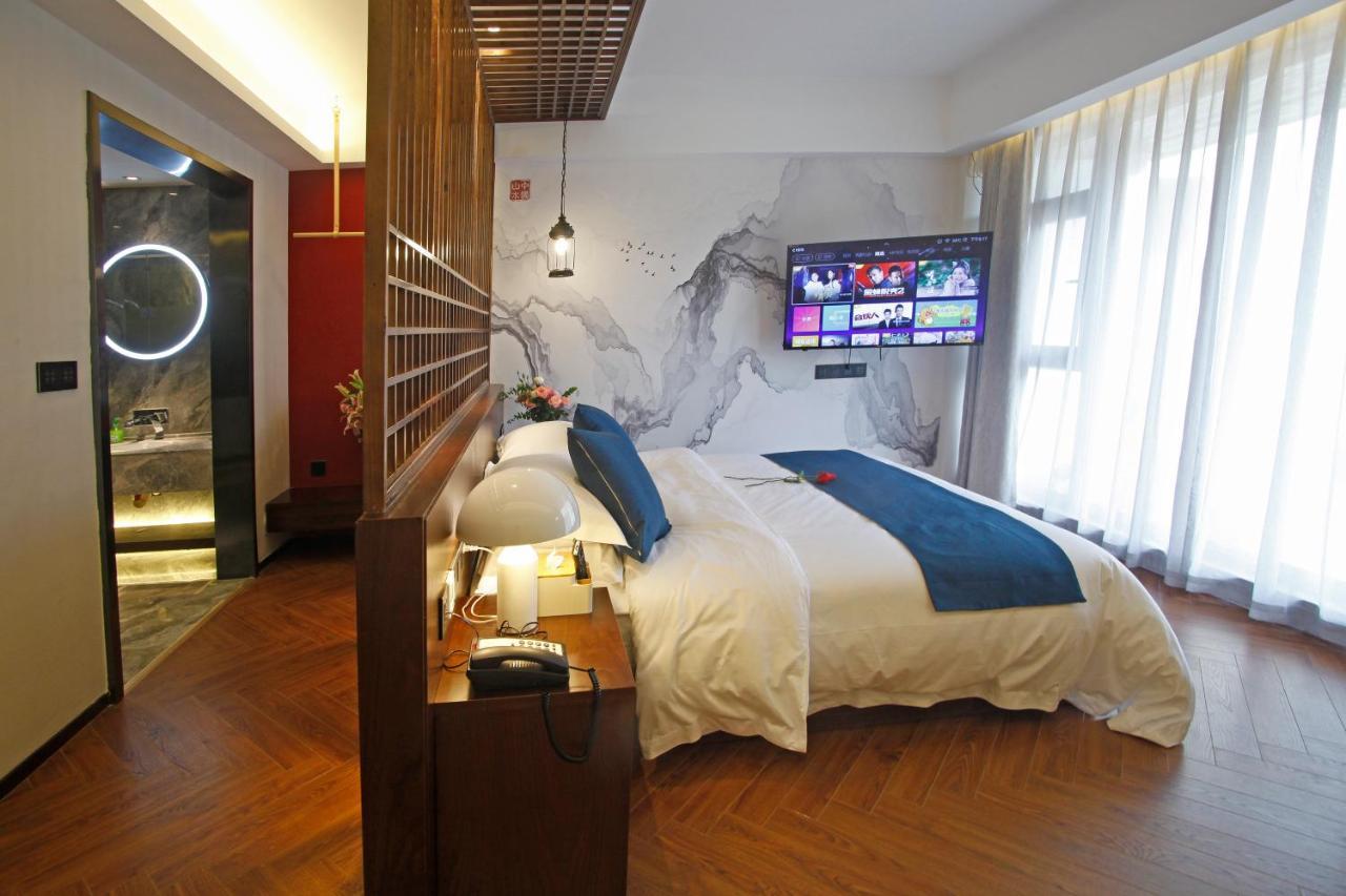 張家界武陵源北岸輕奢客棧 森林公園店 Hotel Trương Gia Giới Ngoại thất bức ảnh