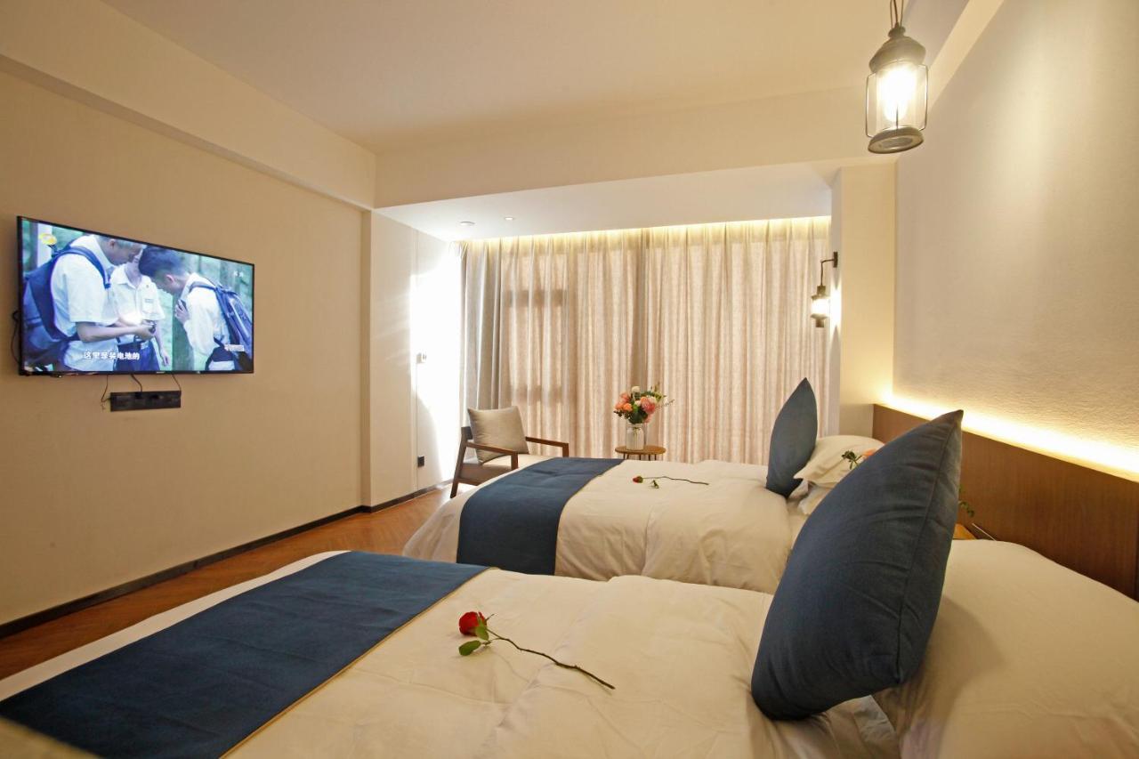張家界武陵源北岸輕奢客棧 森林公園店 Hotel Trương Gia Giới Ngoại thất bức ảnh