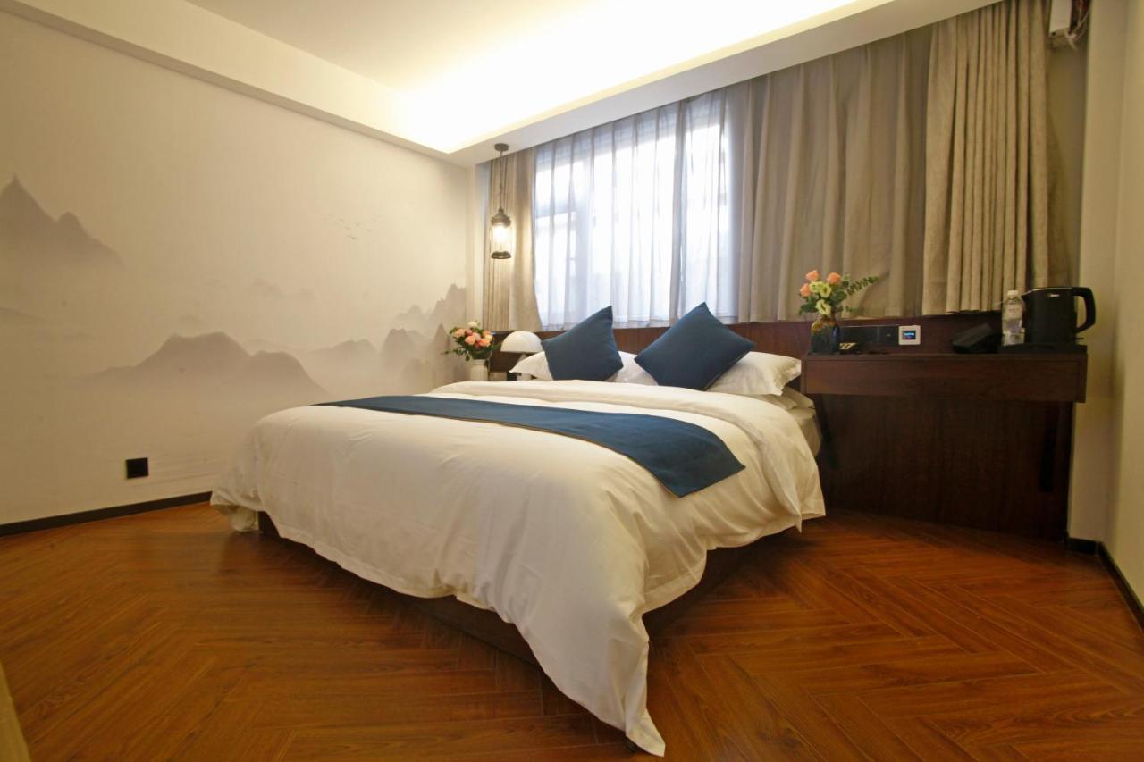 張家界武陵源北岸輕奢客棧 森林公園店 Hotel Trương Gia Giới Ngoại thất bức ảnh